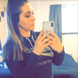 Meet your Posher, Stormy